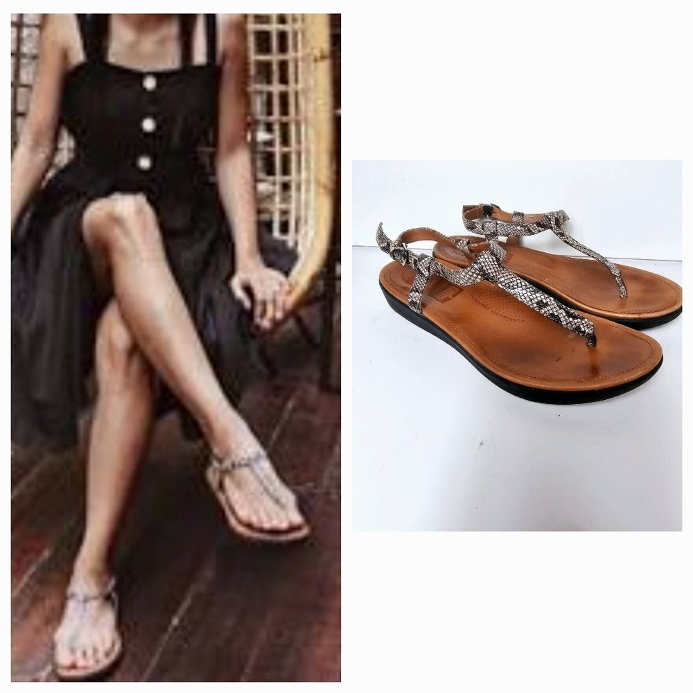 Fitflop Tia Snake Embossed Thong Sandal Size 6